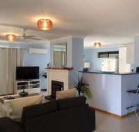 Salty Air Apartments Kingscote Kangaroo Island - Accommodation Rockhampton