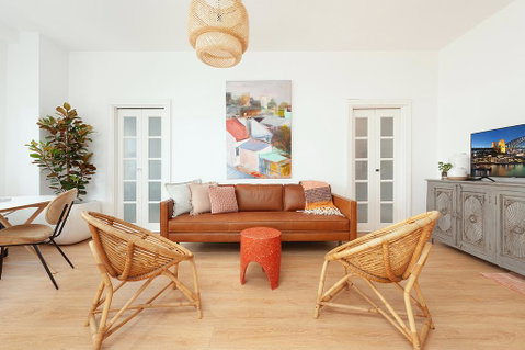 SALTY'S 2 BEDROOM BEACH HOME - Accommodation Rockhampton 0