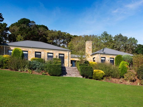 Sandstone Estate - Accommodation Rockhampton 0