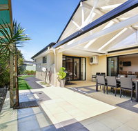 Sandy Bottom - Pet Friendly - 3 Min Walk to Beach - Accommodation Rockhampton
