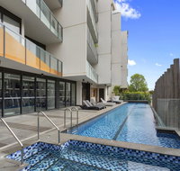 Sandy Hill Apartment by Ready Set Host - Accommodation Rockhampton
