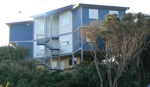 Sandy Point Beach Escape 2 Bedroom Apartment - Accommodation Rockhampton 0