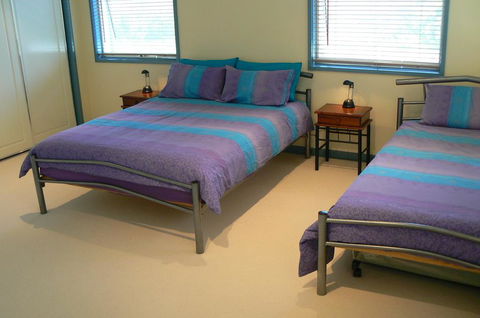 Sandy Point Beach Escape 2 Bedroom Apartment - Accommodation Rockhampton 3