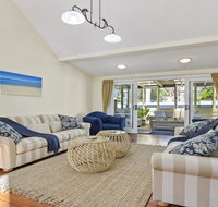 Sandy Shores - character charm outdoor spa - Accommodation Rockhampton