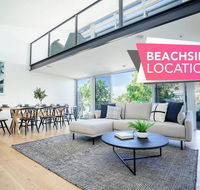 Santorini on Seaview-Beachside Living - Sauna - Wifi - Accommodation Rockhampton