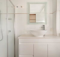 Sapphire Waters Unit 3 - Accommodation Rockhampton