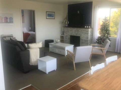 Scarlets By The Sea - Accommodation Rockhampton 2