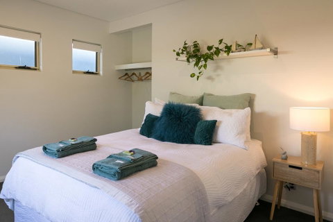 Seaside Apartment - Accommodation Rockhampton 3