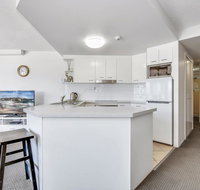 Second Floor 2 Bedroom Mooloolaba Escape - Caribbean Resort - Accommodation Rockhampton