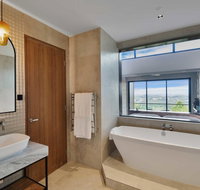 Sequoia Lodge - Accommodation Rockhampton