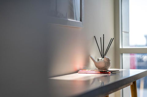 Serendipity On Gouger-Chinese Markets - Wifi - Nespresso - Amenities - Accommodation Rockhampton 1