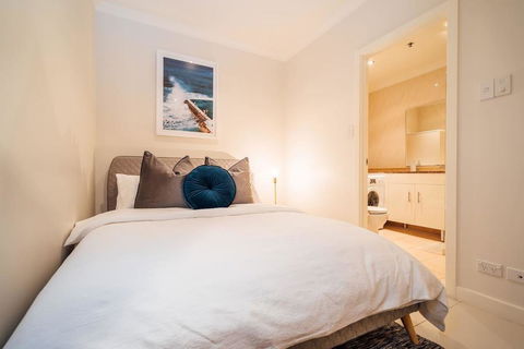 Serene On Grenfell - Pool - Wifi - Nespresso - Netflix - Accommodation Rockhampton 1
