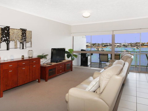 Serenity Waters 9 - Accommodation Rockhampton 2