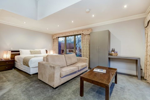Seymours On Lydiard - Accommodation Rockhampton 0