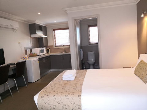 Seymours On Lydiard - Accommodation Rockhampton 1