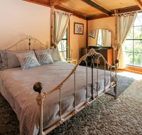 Shady Creek Eco Cabin Peaceful Country Getaway - Accommodation Rockhampton