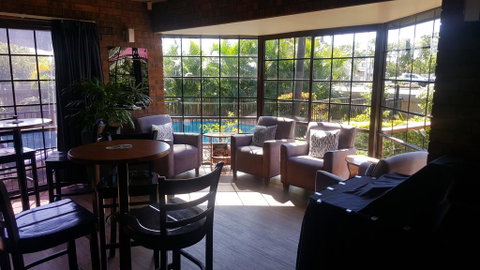 Shakespeare Motel - Accommodation Rockhampton 3