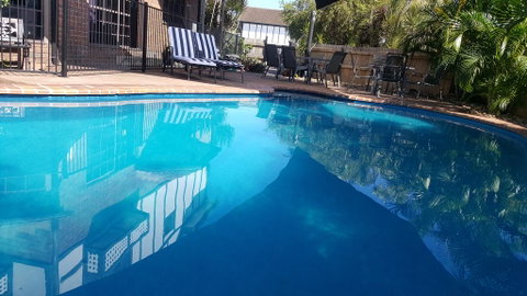 Shakespeare Motel - Accommodation Rockhampton 1