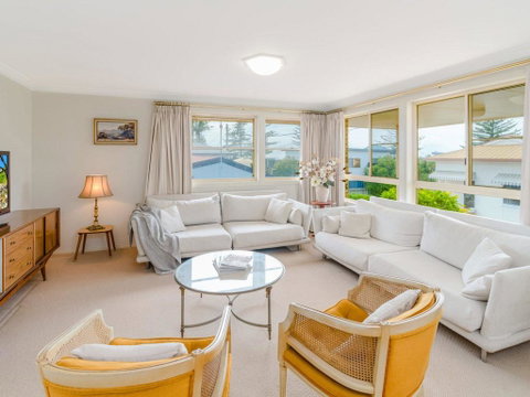 Shellcot - Close To Beach - Free WIFI - Accommodation Rockhampton 1