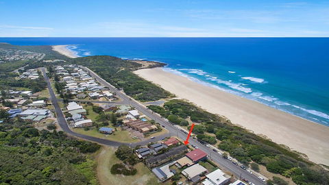 Shelly Beach House 1 - Accommodation Rockhampton 0