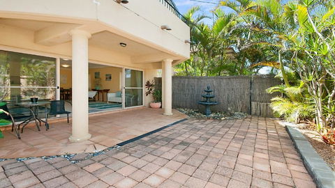 Shelly Beach House 1 - Accommodation Rockhampton 2