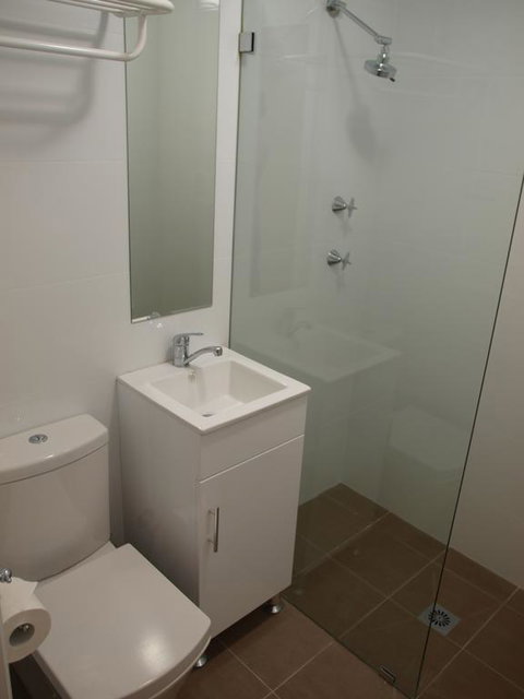 Shilla Lodge - Accommodation Rockhampton 0
