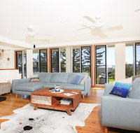 Shores - Pet-Friendly - 1 Min Walk to Beach - Accommodation Rockhampton