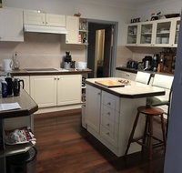 short stays at Janines - Accommodation Rockhampton