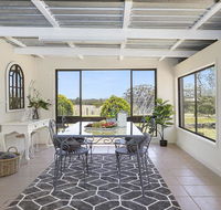 Silky Oak Cottage - cosy with country views - Accommodation Rockhampton