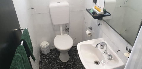 Smerdon Lodge Motel - Accommodation Rockhampton 1