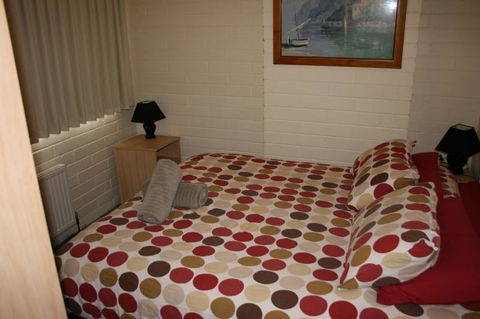 Snow Ski Apartments 14 - Accommodation Rockhampton 3