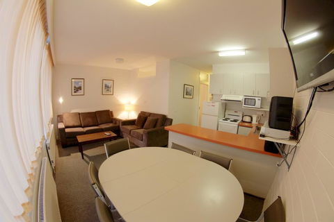 Snow Ski Apartments 19 - Accommodation Rockhampton 2