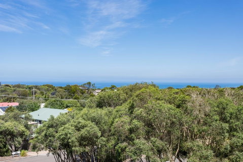 Sophisticated Contemporary Coastal Living With Sweeping Views In Cape Schanck - Accommodation Rockhampton 1