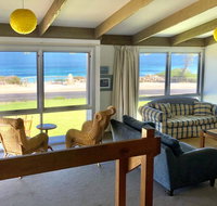 South Beach House 1 - 12 Gold Coast Drive - Accommodation Rockhampton
