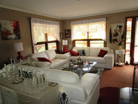 Southern Vales Bed & Breakfast - Accommodation Rockhampton 2