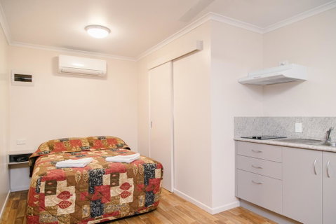 Southside Holiday Village - Accommodation Rockhampton 1