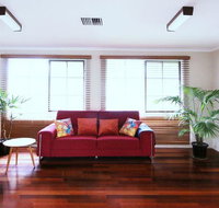 Spacious and cozy home next to Glen Waverley - Accommodation Rockhampton
