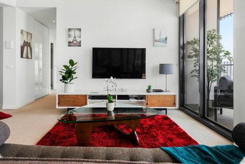Spacious Luxury 3Br Top Location , WiFi, Gym, Pool - Accommodation Rockhampton 0