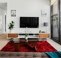 Spacious luxury 3Br Top Location  WiFi Gym Pool - Accommodation Rockhampton