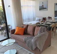 SpaciousCozy 1 bedroom  1 bathroom Zetland APT - Accommodation Rockhampton