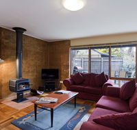 Split Point Cottages - Accommodation Rockhampton