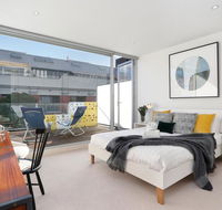 StayCentral on Oxford Penthouse - Accommodation Rockhampton