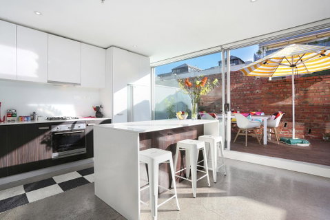 StayCentral On Oxford Penthouse - Accommodation Rockhampton 2