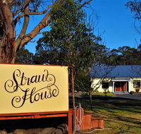 Straw House B and B - Accommodation Rockhampton