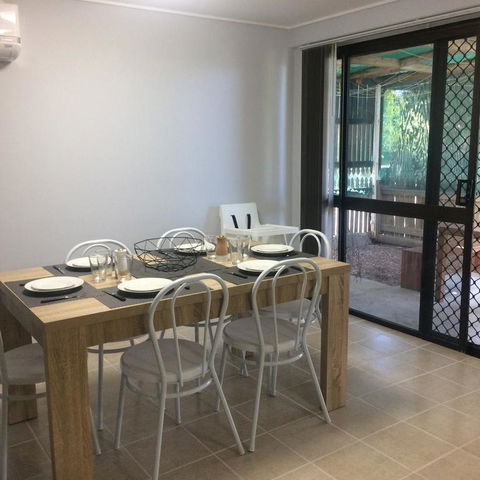 Stretton Lane - Accommodation Rockhampton 3