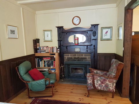 Stringer's Cottage - Accommodation Rockhampton 3