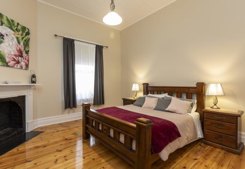 Strothers Farm House - Accommodation Rockhampton 0