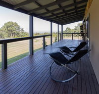 Studio 165 Hidden Gem on 50 acres with bay views - Accommodation Rockhampton
