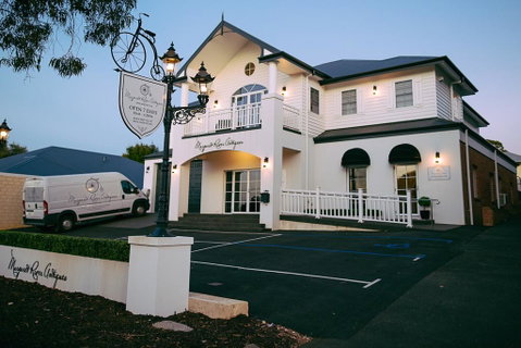 Studio Guest Suites - Accommodation Rockhampton 3