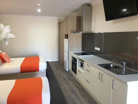 Sturt Motel - Accommodation Rockhampton 2